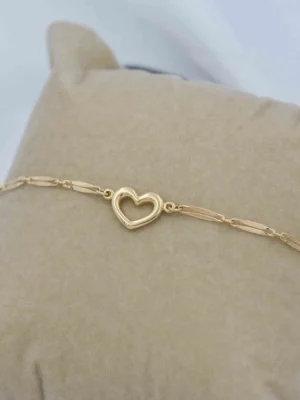 zlatna narukvica srce 1 od žutog ili belog zlata, simbol ljubavi i nežnosti, dostupna u više debljina